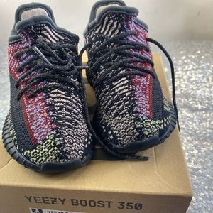 Yeezy boost 350
